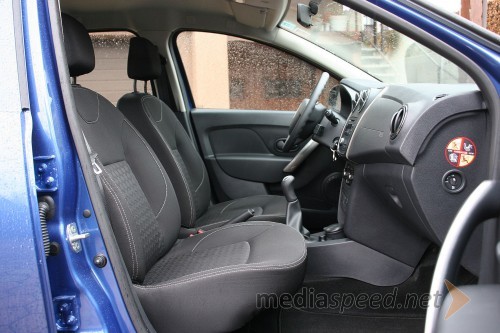 Dacia Sandero 1.5 dCi 75 Laureate, notranjost