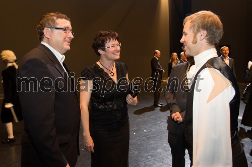 Dr. Andrej Fištravec, župan MOM; soproga Irena Polak Fištravec; Martin Sušnik, tenorist