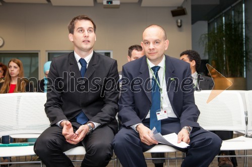 Matej Skočir, predstavnik JAPTI; Boštjan Skalar, v.d. direktorja SPIRIT Slovenija