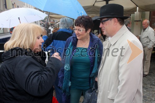 Alenka Pinterič, pevka; Irena Polak Fištravec; soprog dr. Andrej Fištravec, župan MOM