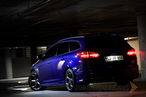 Ford
Focus Wagon 2.0 EcoBoost ST