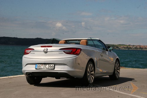 Opel Cascada