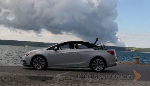 Opel Cascada