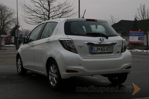 Toyota Yaris Hybrid 1.5 VVT-i Sol