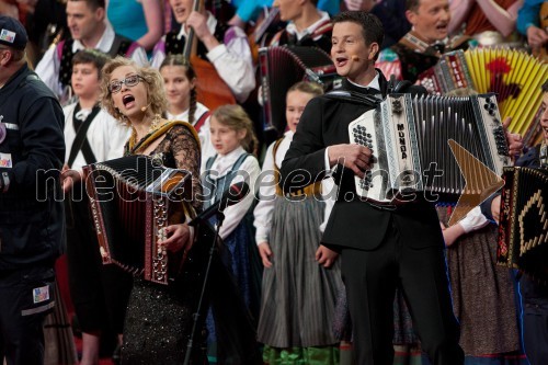 Maja Bobnar, Boštjan Romih, voditelj