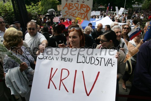 Janez Janša obsojen na dve leti zapora