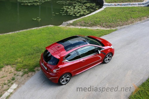 Peugeot 208 GTI