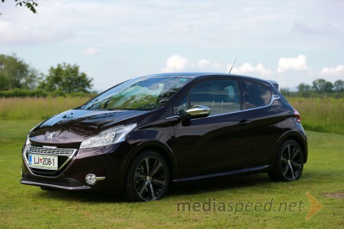 Peugeot 208 XY