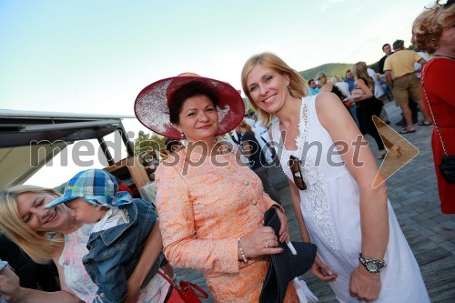 Milena Eber, Krznarstvo Eber; Andreja Comino, novinarka