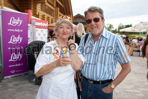 Albina Podbevšek, novinarka; Stane Jerko, fotograf