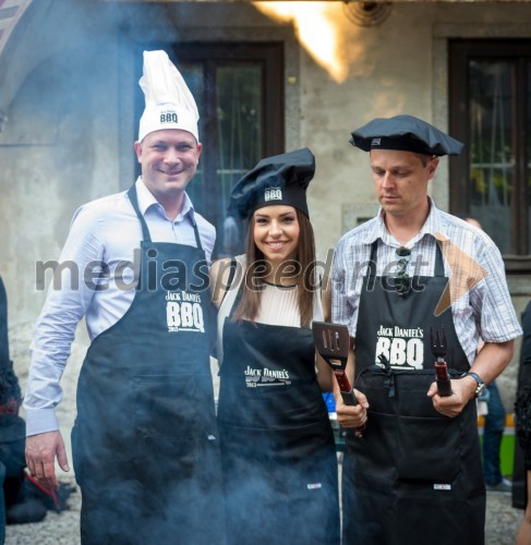 Igor Gajič, režiser;  Špela Jereb, vremenarka; ...