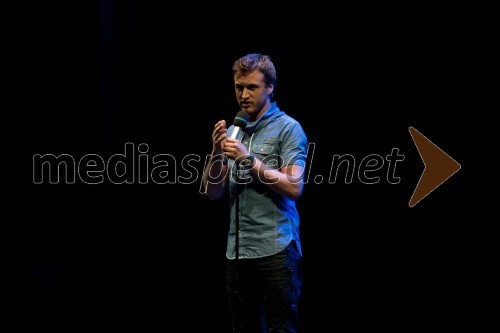 Denis Avdič, stand up komik, moderator