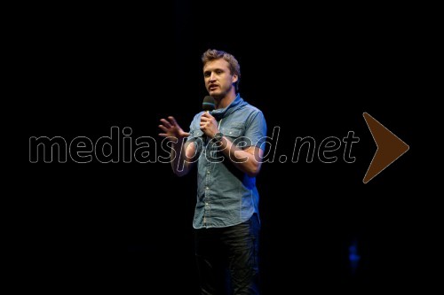 Denis Avdič, stand up komik, moderator