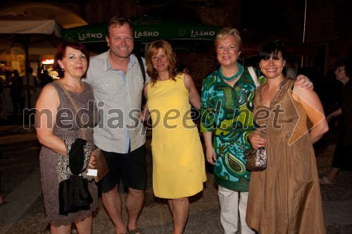 Januša Resnik; Marko Škriba, direktor znamke Volkswagen pri Porsche Slovenija d.o.o.; Teja; Sabrina Pečelin, vodja odnosov z javnostmi pri Porsche Slovenija d.o.o.; Zdenka Vošnjak