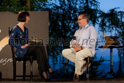 Tina Košir Mazi, voditeljica; Marko Sosič, pisatelj