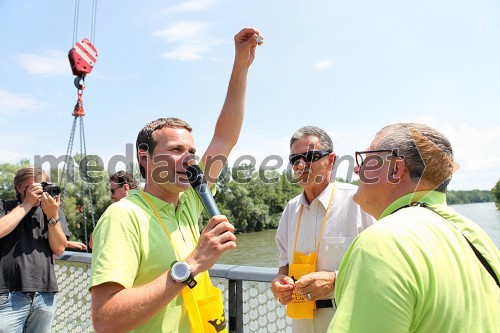 Borut Cvetkovič, direktor podjetja Radgonske gorice; Anton Kampuš, župan občine Gornja Radgona; ...