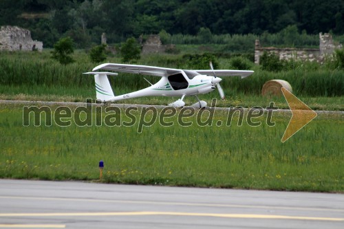 Pristanek Matevža Lenarčiča na Aerodromu Portorož