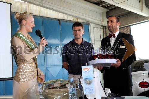 Ingrid Mahnič, Vinska kraljica Slovenske Istre; Matevž Lenarčič, pilot ultralahkega letala z priznanjem Aviator of the World 2013 – Svetovni pilot leta 2013; ...