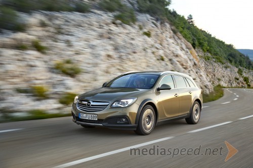 Opel Insignia Country Tourer