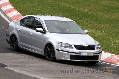 Nova Škoda Octavia RS na dirkališču v Goodwoodu