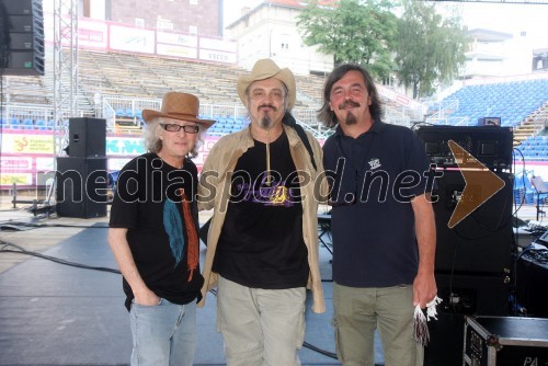 John Lee Sanders, bluzovski glasbenik; član skupine Rad Gambo; Vladimir Šega, organizacijski odbor Festivala Lent