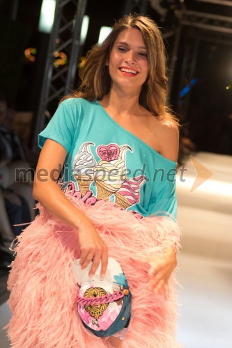 Nives Orešnik, miss Slovenije 2012, predstavitev kolekcije hrvaške modne znamke ELFS za poletje 2013
