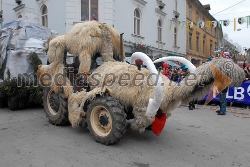 Pustna povorka na ptujskih ulicah