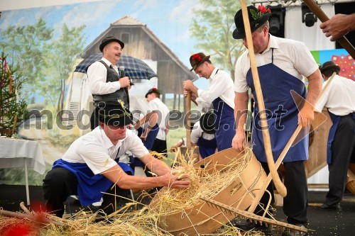 Tradicionalna ohcet po stari šegi