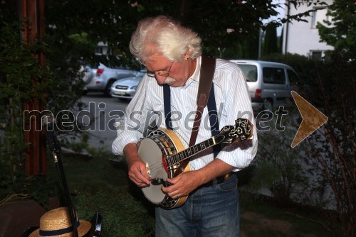 Dixie šok Band: Tomo Jurak, banjo in vokal