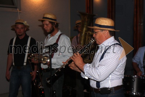 Dixie šok Band: Matija Mlakar, pozavna; Aljoša Pavlič, trobenta; Iztok Pečar, klarinet