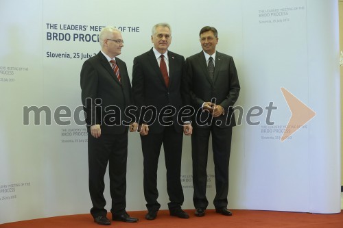 Ivo Josipović, predsednik Hrvaške; Tomislav Nikolić, predsednik Srbije; Borut Pahor, predsednik Republike Slovenije