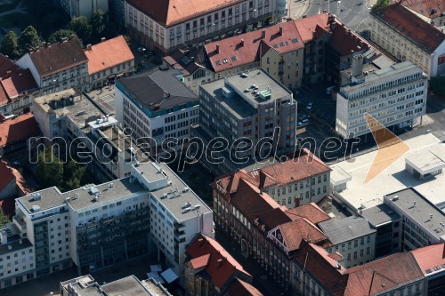 Zavarovalnica Maribor; Cankarjeva ulica, Forum Maribor