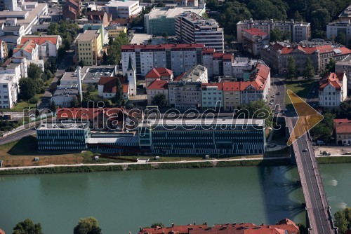 Medicinska fakulteta Maribor, Rdeči most