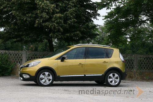 Renault Scenic Xmod Bose Edition TCe 130 Energy