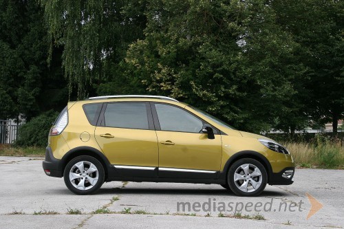 Renault Scenic Xmod Bose Edition TCe 130 Energy