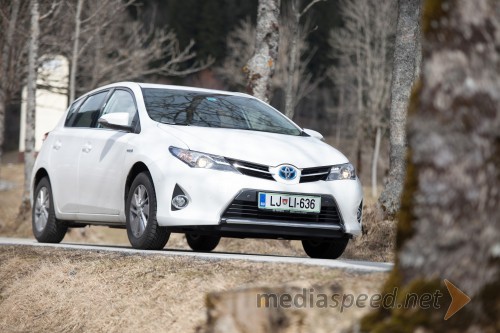 Toyota Auris Hybrid 1.8 VVT-i Sol, mediaspeed test