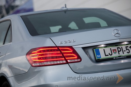 Mercedes-Benz E220 CDI BlueEfficiency Avantgarde