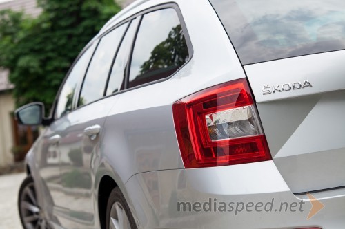 Škoda Octavia Combi Elegance 2.0 TDI DSG (110 kW)