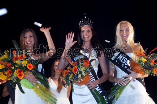 Amanda Alukič Kuburaš, 2. spremljevalka Miss turizma; Sandra Skutnik, Miss turizma 2013; Urška Novak, 1. spremljevalka Miss turizma