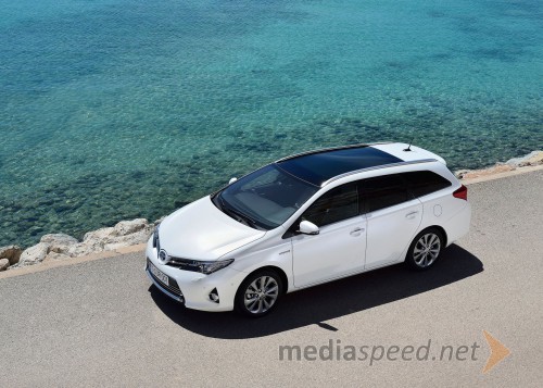 Toyota Auris Touring Sports