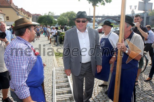 Alojz Jenuš - Slavek, outar in brač iz Malečnika; dr, Andrej Fištravec, župan MOM