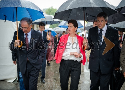 Mag. Janez Erjavec, Predsednik uprave Pomurskega sejma; mag. Alenka Bratušek, predsednica Vlade RS; mag. Dejan Židan, minister za kmetijstvo in okolje