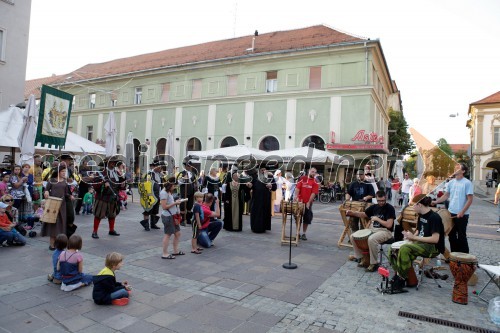 Nastop skupine Perkakšens