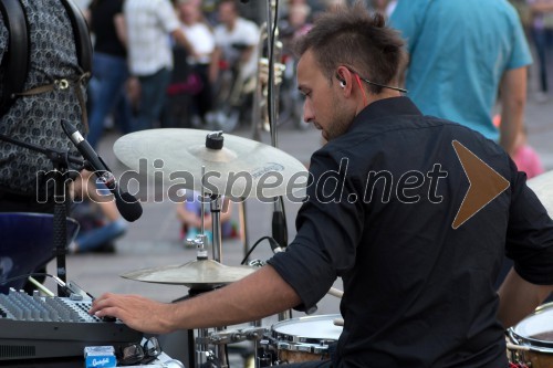 Član skupine Balkan boys