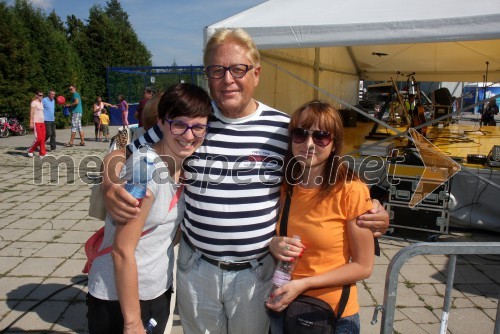 Ana Trampuž; Vinko Šimek, humorist; Marija Miličevič, Večer