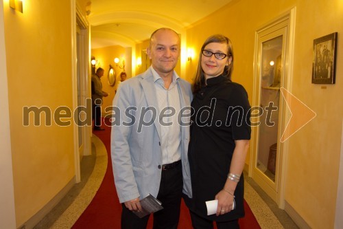 Iztok Kovač, direktor in umetniški vodja Centra kulture Španski borci, 
Meta Lavrič, vodja programa in produkcije v Španskih borcih