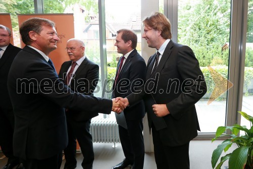 Karl Erjavec, minister za zunanje zadeve RS; Kristijan Petek, direktor Klima Petek d.o.o.