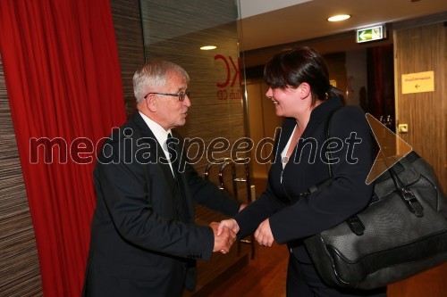 Dr. Peter Čeferin, odvetnik, avtor knjige Valat; ...