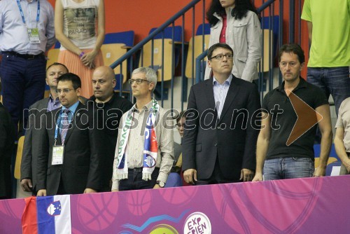 Aleš Križnar, direktor EuroBasketa 2013; dr. Jernej Pikalo, minister za izobraževanje, znanost in šport Republike Slovenije; ...; dr. Gregor Virant, minister za notranje zadeve in javno upravo