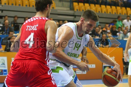 Ante Tomić, košarkar;  Gašper Vidmar, košarkar